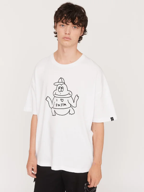 Bloody Nice Time T-Shirt-- Welt Pockets Slit Pockets Flap Pockets