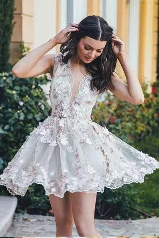 Chic Lace Appliques Short Mini Homecoming Dresses Princess See Through Party Dress Tunics Polka dots Chic Lace Appliques Short Mini Homecoming Dresses Princess See Through Party Dress Tunics Polka dots