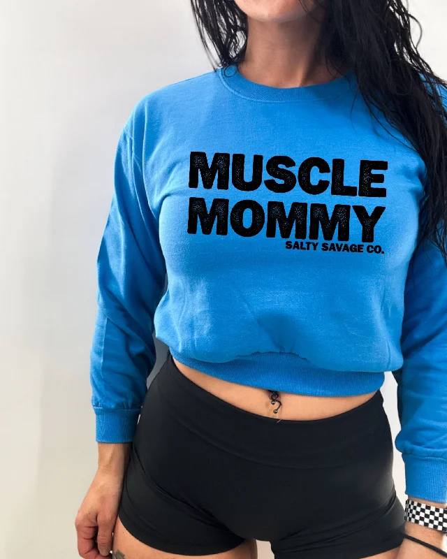 Salty Savage Ladies “Muscle Mommy” Crewneck Crop Sweatshirt Hoodie with Hem Frayed Vintage Worn Salty Savage Ladies “Muscle Mommy” Crewneck Crop Sweatshirt Hoodie with Hem Frayed Vintage Worn