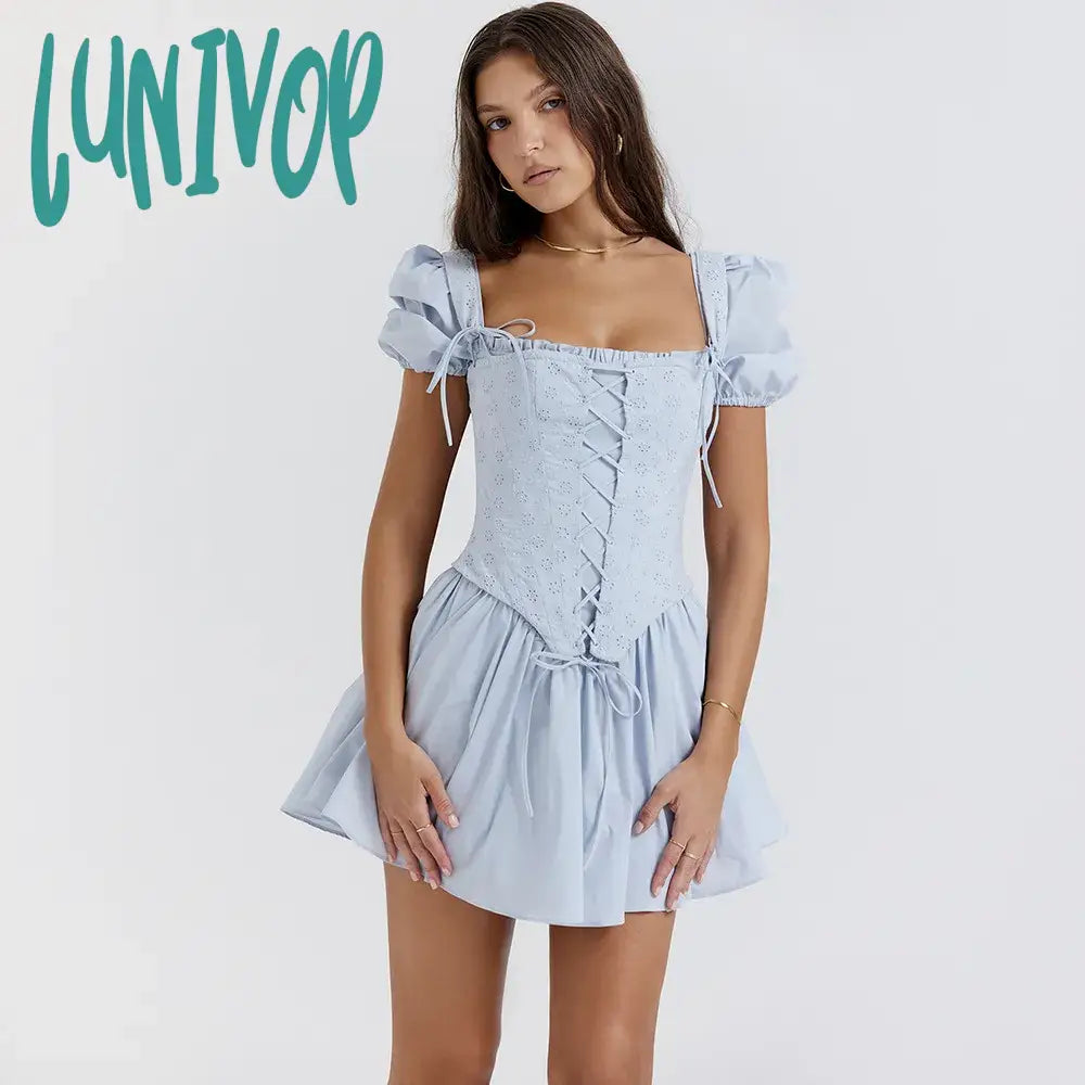 corset is detachable
