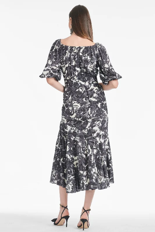 Zadi Dress - Graphic Scroll