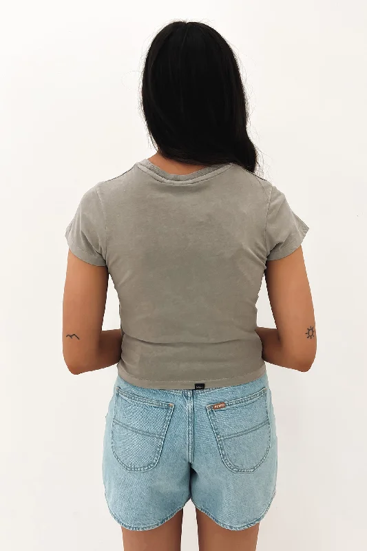 Minimal Thrills Mini Tee Fog