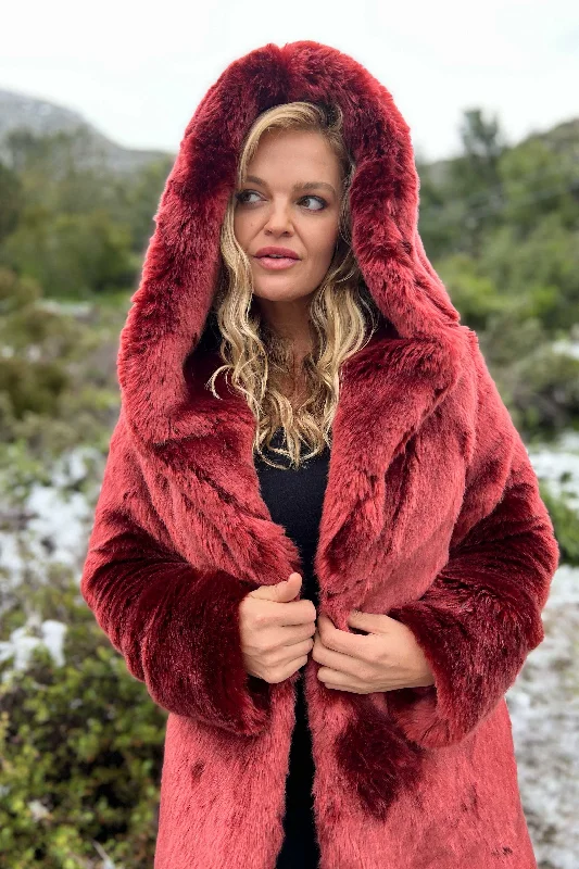 Women's Short Desert Warrior Coat in ""Scarlet"" Chinchilla