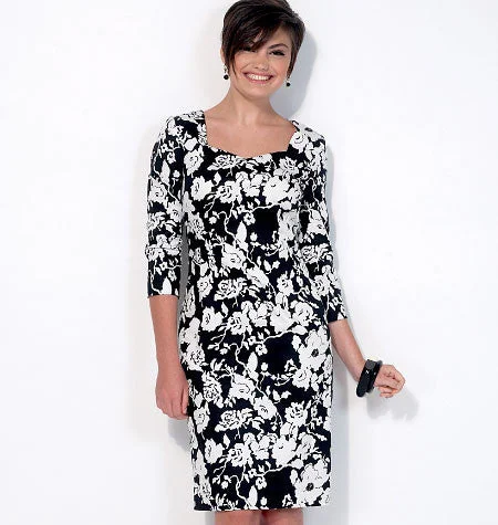 M7085 Misses'/Miss Petite Dresses