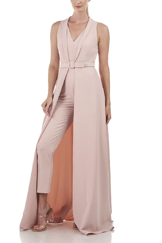 Kay Unger V-neck sleeveless zipper back tapered leg belted stretch crepe walk thru jumpsuit High waist jumpsuit, Slim fit, Chic, Comfortable Kay Unger V-neck sleeveless zipper back tapered leg belted stretch crepe walk thru jumpsuit High waist jumpsuit, Slim fit, Chic, Comfortable